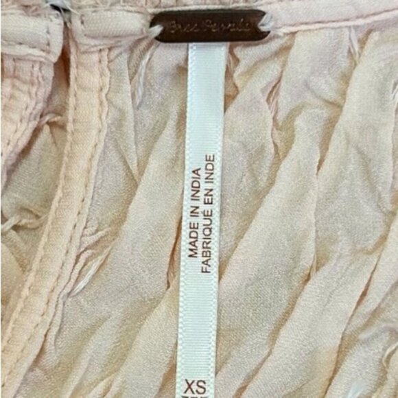 Free People Blouse Pink Coral Smocked Yoke Size XS - Picture 2 of 9